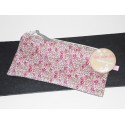 Trousse Liberty Eloise rose avec badge " Une adorable maîtresse ! " 