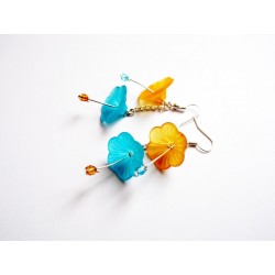 Boucles d'oreilles hibiscus jaune et bleue & perles de verre