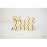 Boîte pour dragées coussin chevrons jaune et gris