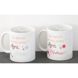 Mug personnalisé " Le savoir est une arme " pour une maîtresse ou un maître