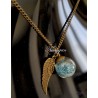 Collier globe en verre avec micro billes bleues