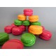 Marque-place macarons couleurs acidulées