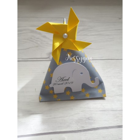 Boîte dragées berlingot gris et étoiles jaunes avec éléphant