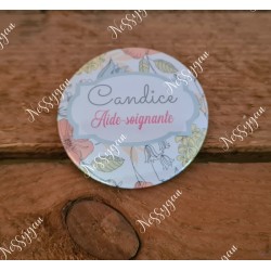 Badge romance personnalisé rond infirmière, aide-soignante, sage-femme