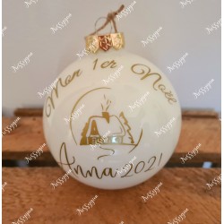 Boule de Noël en verre blanc crème châlet personnalisée prénom or