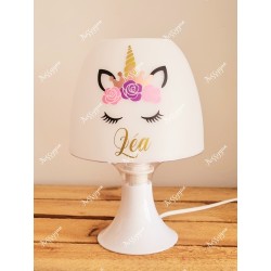 Lampe personnalisée avec prénom licorne et sa couronne