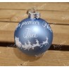 Boule de Noël bleue en verre personnalisée traîneau du père Noël