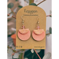 Boucles d'oreilles pendantes rose corail avec perles de cristal