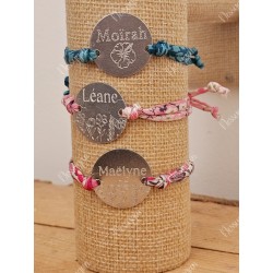 Bracelet réglable Prénom Chéri, Poignet Fleuri