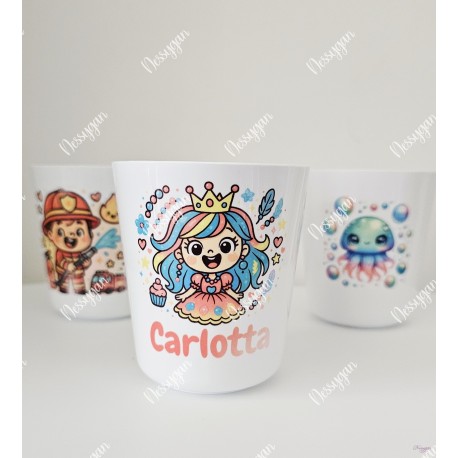 Gobelet Enfant Personnalisé – Héros & Créatures Kawaii (Prénom inclus)