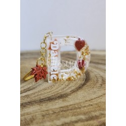 Porte-clé initiale personnalisée automne – Résine, feuille d’or et feuille d’érable