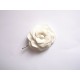 Barrette rose blanche pour mariée